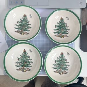 4 Spode Christmas Tree, salad bowls. Excellent pre owned displayed condition.